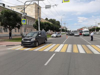 Сбитая на Первомайском проспекте Рязани женщина находится в реанимации